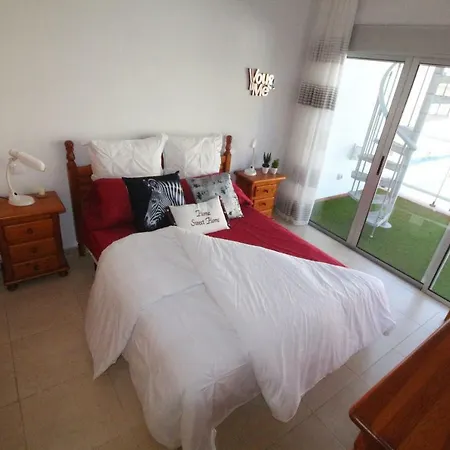 Apartment Las Artes 33 *